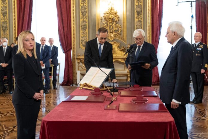 Meloni ricorda Giorgio Armani: “simbolo del Made in Italy nel mondo”