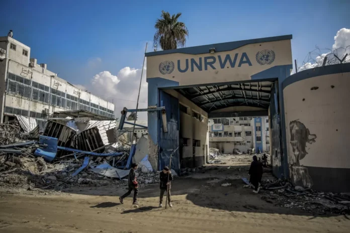 Raid israeliani a Khan Younis: due morti e droni dell’IDF vicino ai campi profughi di Gaza City