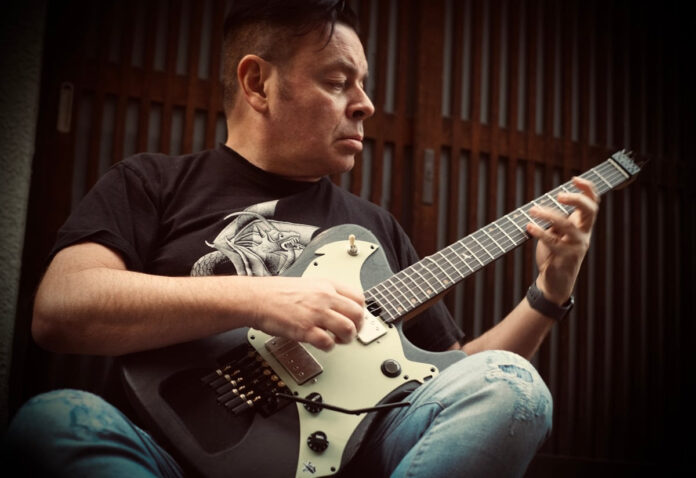 Simone Sello – “Grey Horse’s Standpoint”: quando la musica diventa visione