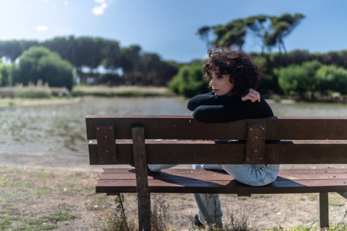 “Niente”: il nuovo capitolo artistico di Valentina Indelicato