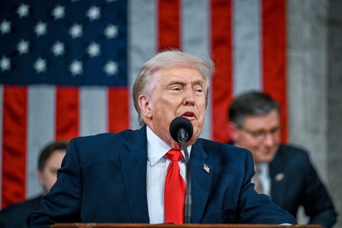 Trump al Congresso: “È la nostra età dell’oro, l’America è tornata”