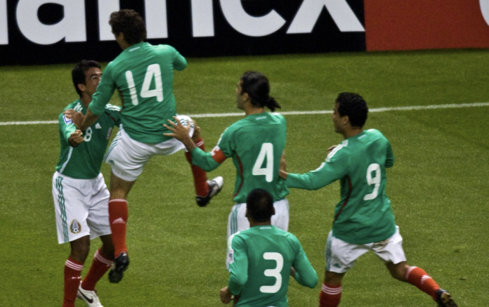 sultanza dei giocatori del Messico dopo il gol nella partita inaugurale del Mondiale 2026 allo Stadio Azteca