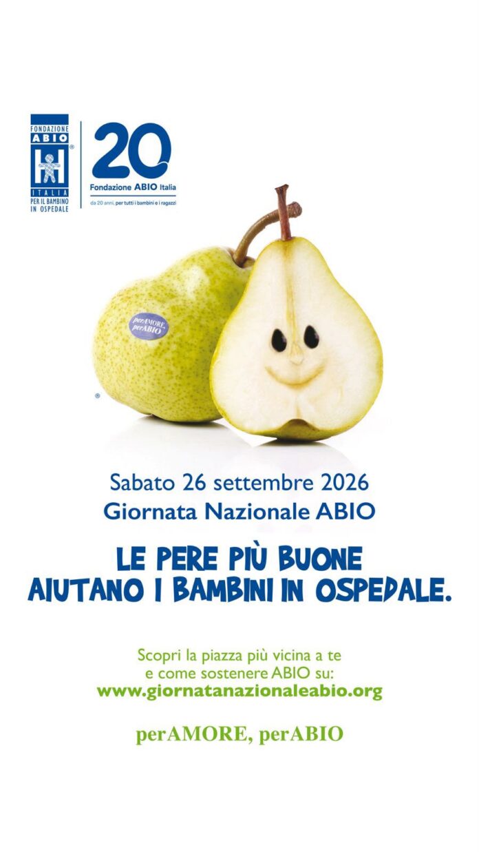 Manifesto con due pere simbolo della Giornata Nazionale ABIO, una intera e una a metà con un volto sorridente, testo informativo sull'evento del 26 settembre 2026.