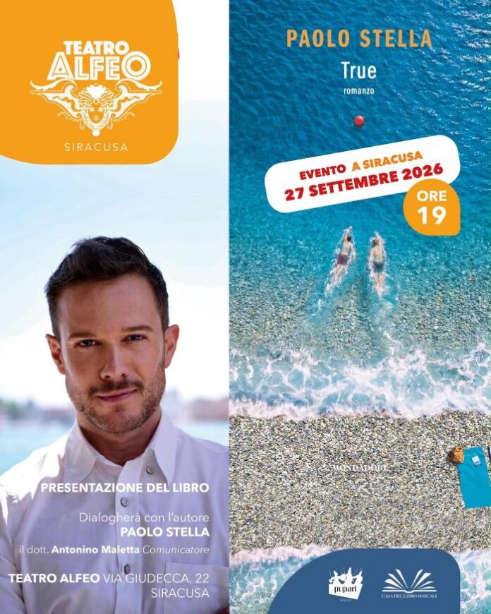 Locandina con foto di Paolo Stella e immagine di due nuotatori visto dall'alto con la copertina del libro True.