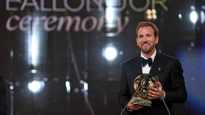 Harry Kane conquista il Pallone d'Oro 2026 dopo una stagione da 73 gol