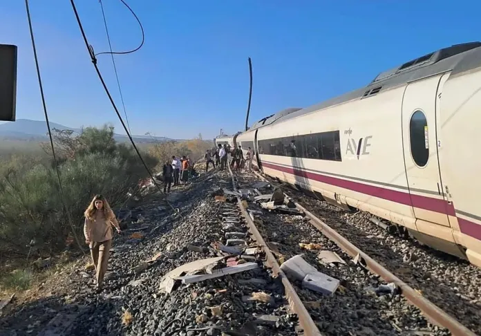 Incidente fra treni alta velocità in Spagna provoca almeno 46 morti